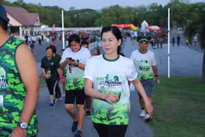 BIB: 
                            <button type="button" onclick="openModal(3631381)" class="btn btn-primary btn-sm float-right btn-popup" data-toggle="modal" data-target=".modal-high-quality">
                        <i class="fas fa-shopping-cart"></i> Add to Cart
                    </button>
                                            <button type="button" onclick="isThisMe(3631381, true)" class="btn btn-success btn-sm float-right btn-popup btn-isme hidden" data-toggle="tooltip" data-placement="bottom" title="นี่คือรูปของคุณใช่ไหม คลิกที่นี่เพื่อเอาเข้าอัลบั้ม">
                        <i class="fas fa-plus"></i> Add to album
                    </button>
                    <button type="button" onclick="isThisMe(3631381, false)" class="btn btn-warning btn-sm float-right btn-popup btn-isnotme hidden">
                        <i class="fas fa-ban"></i> Remove from album
                    </button>